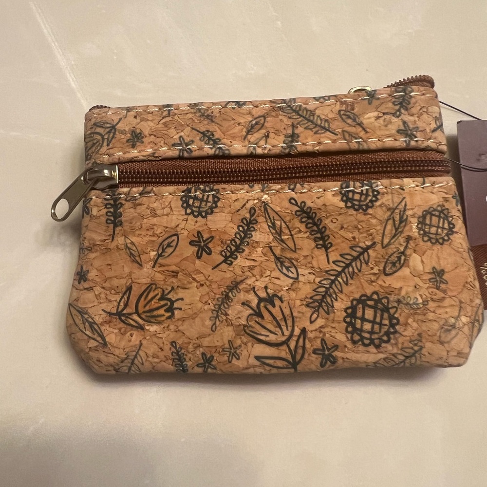 NWT Corkcho change or key pouch 100% cork